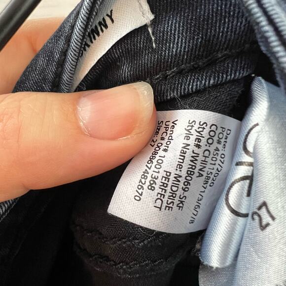 William Rast Dark Wash Studded Skinny Jeans Size 27 - Picture 10 of 10